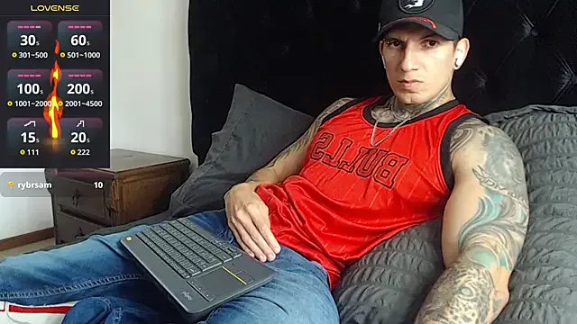 Shane_Clay on StripChat