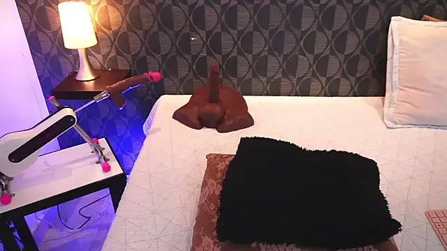 SharomRoss on StripChat