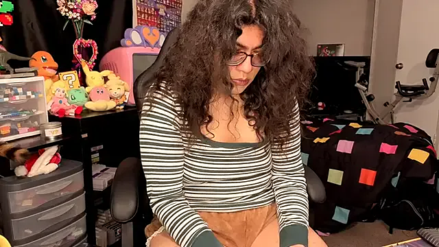 ShinyCherub on StripChat