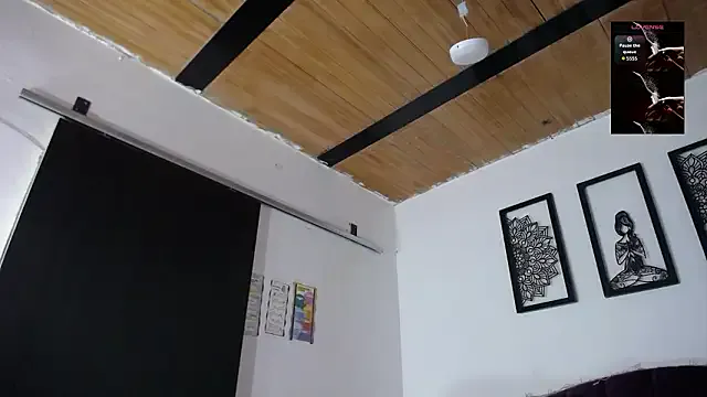 sienna_rose_pym — Suck my Finger 