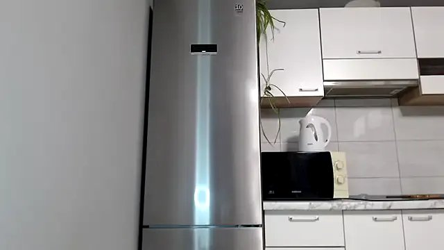 SierraSky_ — Take off top/cover hands