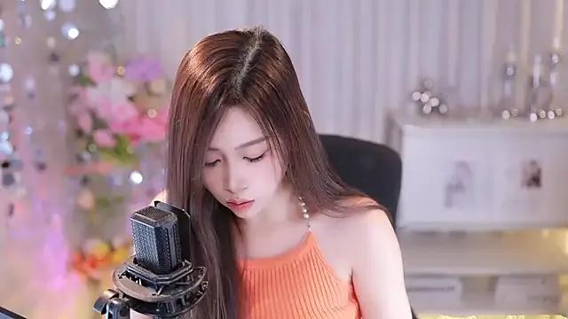 SleepArtist on StripChat 