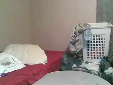 SmokingSloth on StripChat