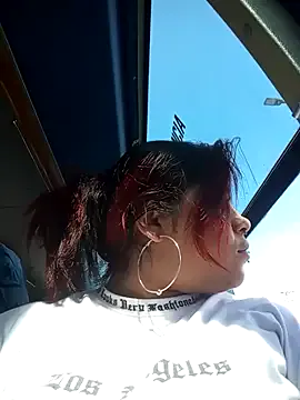 snow_belle on StripChat