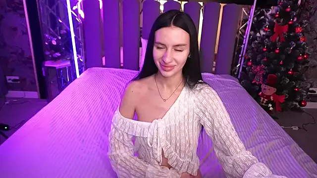 Snow_WhiteeeX on StripChat