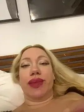 SofiaJoy on StripChat