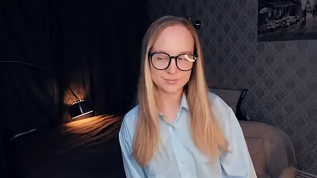 SoonMoor on StripChat