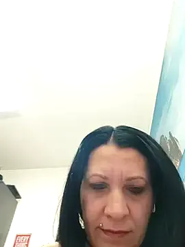 SugarDiamonds on StripChat