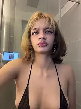 sukulaurens — Show boobs