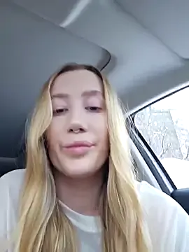 SvetLive — Fuck my pussy + squirt  