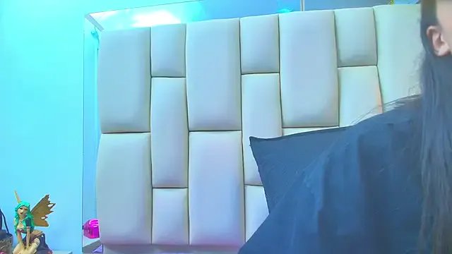 sweet_amye on StripChat