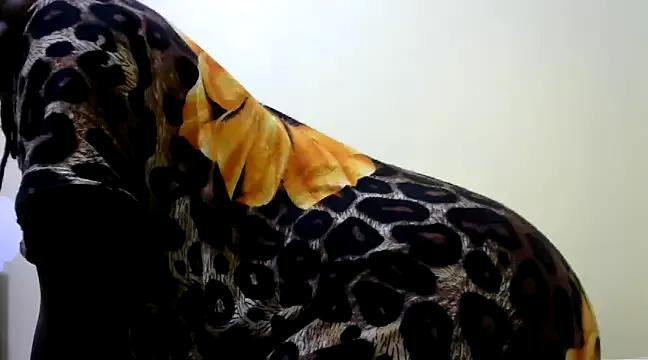 sweettnadia on StripChat 