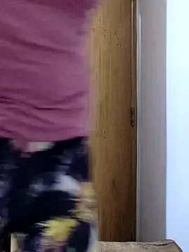 Tanha18 on StripChat