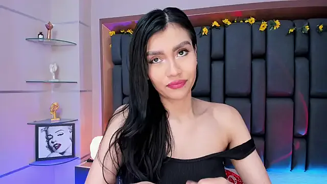 TanyaBello on StripChat