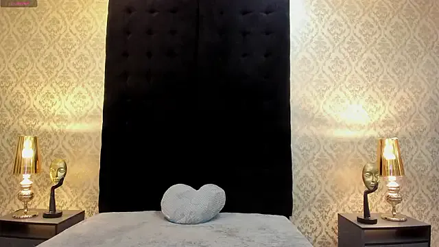 TanyaCastello — Boucing ass + spank