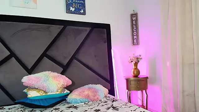 TashaNaughty4u on StripChat