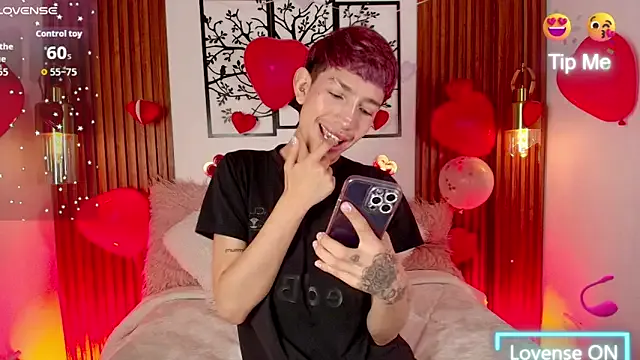 Taylor_Snow — SHOW HOLE