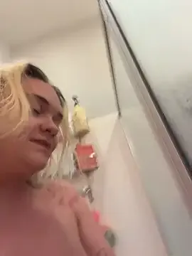 tayweird on StripChat