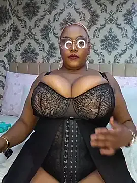 Thasha8 on StripChat