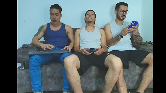 thebadboys05 on StripChat