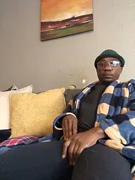 TheeRealShow on StripChat