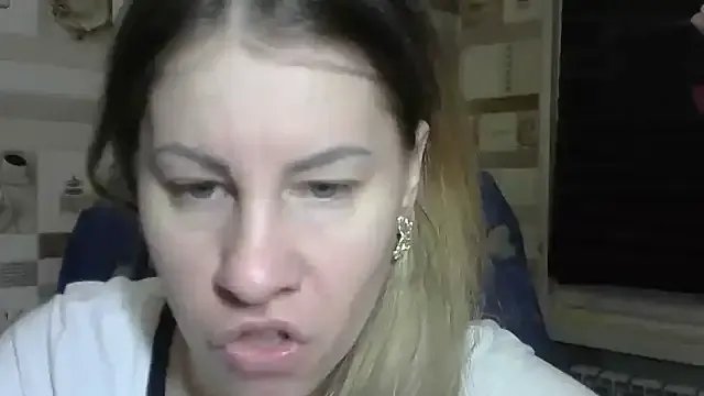 TherestlessKitty — Finger in pussy and lick him