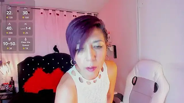 Trinityy__ — sensual dance in oil