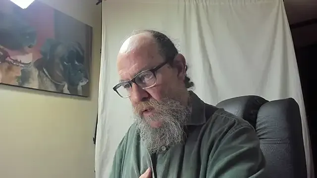 Uncle_Hottie on StripChat