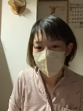 usako_2025 on StripChat