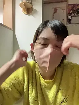 usako_2025 on StripChat