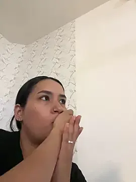 Val12777 on StripChat