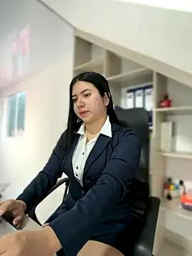 VAL_PRINCESS — SHOW ASS AT WORK