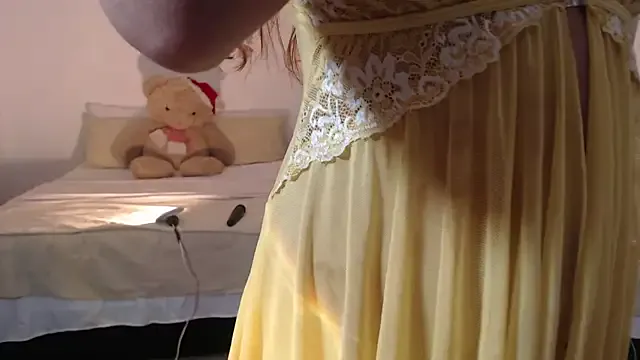 ValienteGirl_ on StripChat