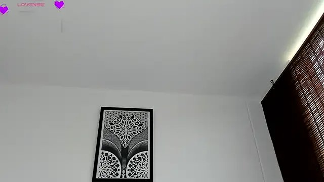 VeronicaTonu on StripChat