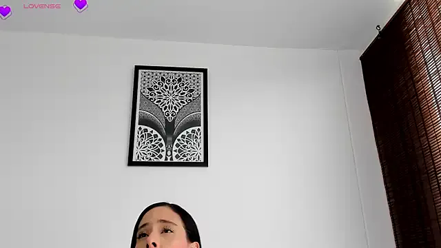 VeronicaTonu on StripChat
