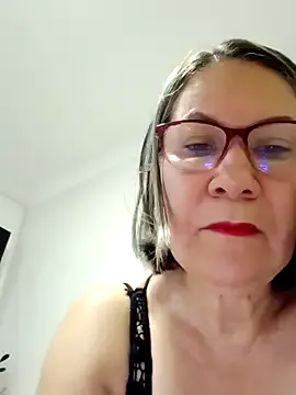 victoria_wayne on StripChat