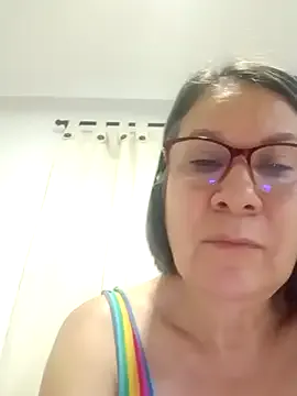 victoria_wayne on StripChat