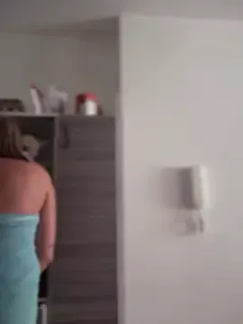 VIOLETA-25_ on StripChat