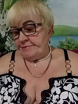 VioletSweet5566 on StripChat