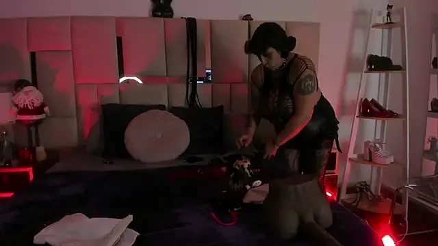 Violett_Sinclair on StripChat