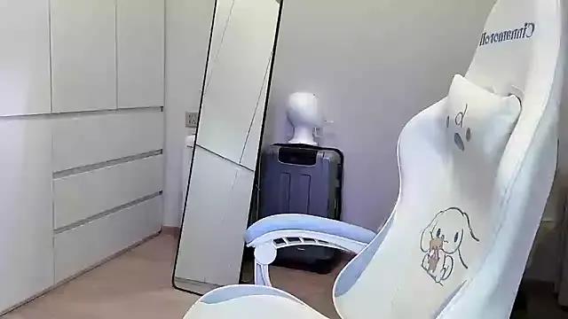 xixi_baby66 on StripChat 