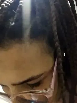 Yaumiko on StripChat