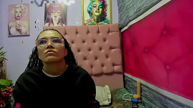 Yaumiko on StripChat