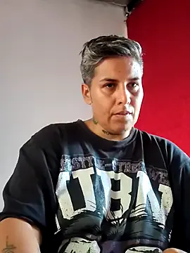 Yessi_rousse on StripChat