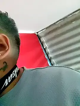 Yessi_rousse on StripChat