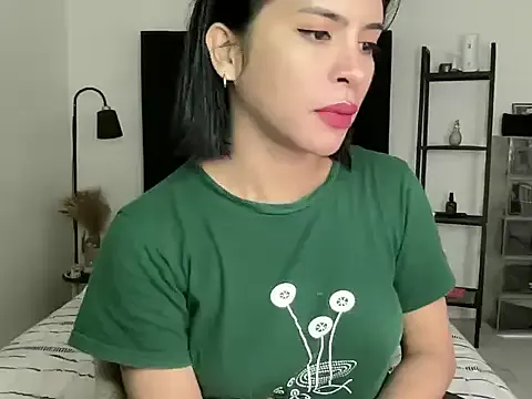 your_bianca69 on StripChat