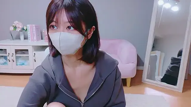 Yuna-ch on StripChat