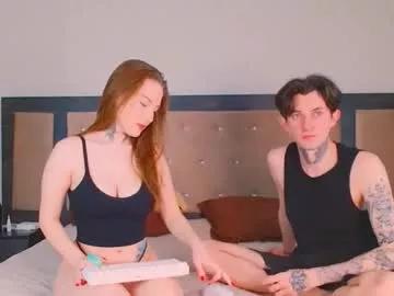 amazingggcouple from Chaturbate