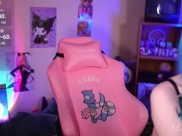 annie_may_may from Chaturbate