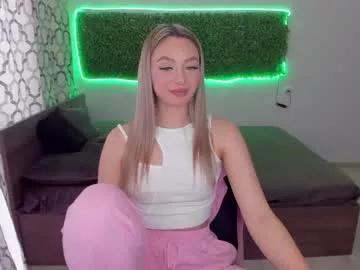 barbarapaw from Chaturbate
